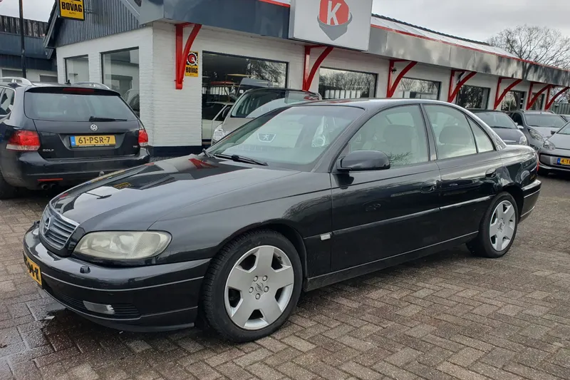 Opel Omega (2000)