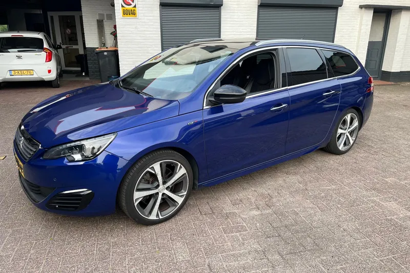Peugeot 308 (2015)