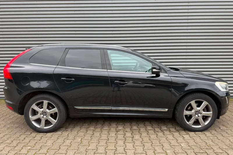 Volvo XC60 (2015)