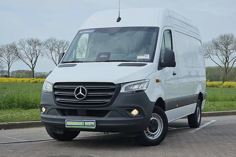Mercedes-Benz Sprinter (2024)