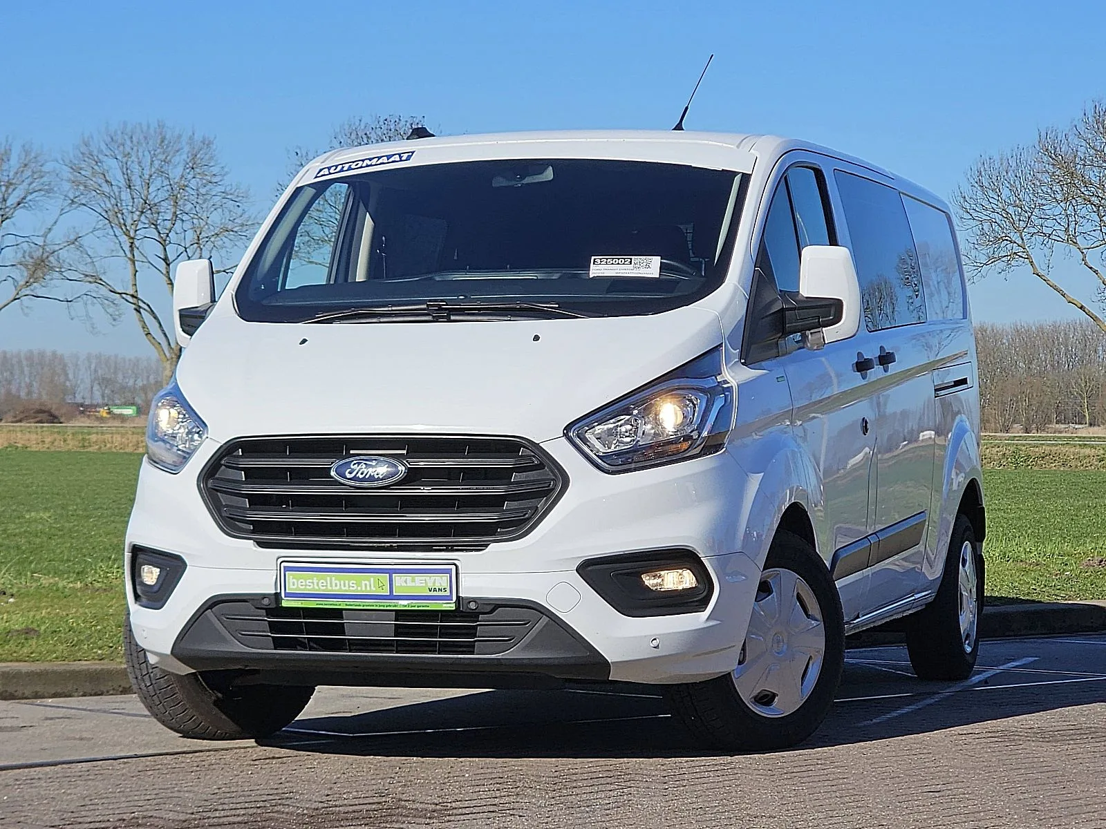 Ford Transit (2022) — foto 1