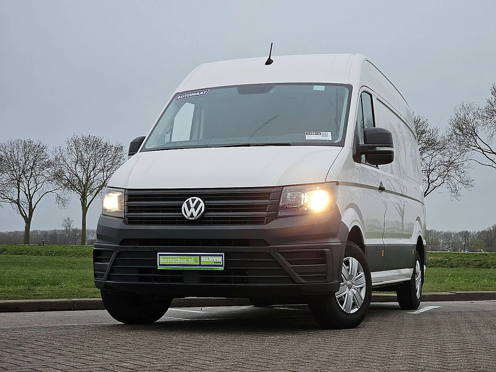 Volkswagen Crafter (2023) — foto 1