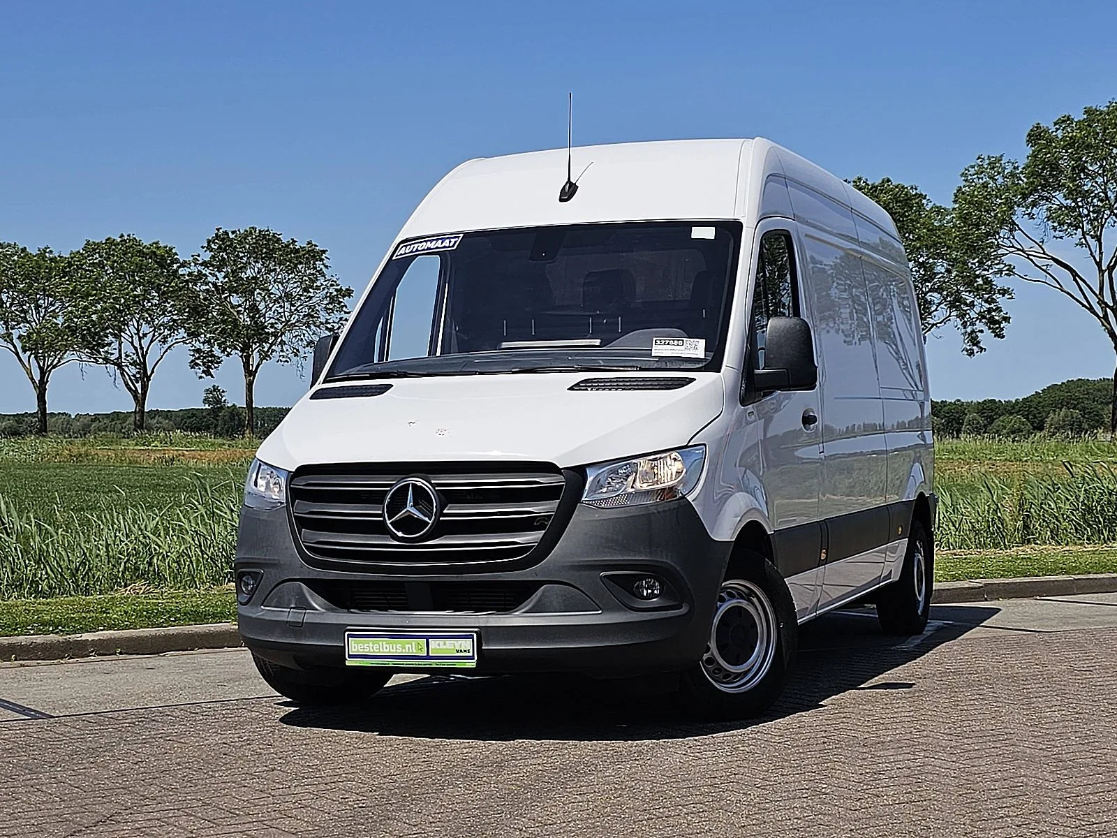 Mercedes-Benz Sprinter (2021) — foto 1