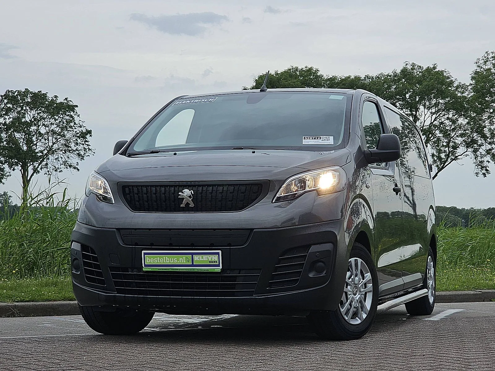 Peugeot e-Expert (2022) — foto 1