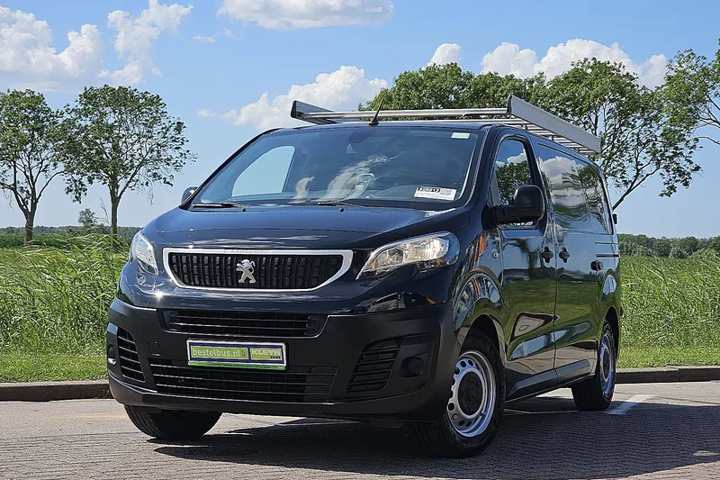 Peugeot Expert (2017)