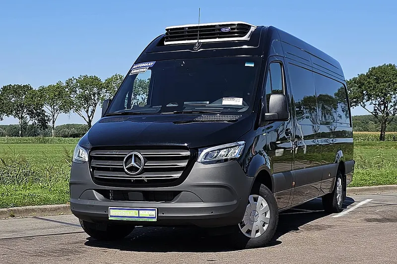 Mercedes-Benz Sprinter (2024)