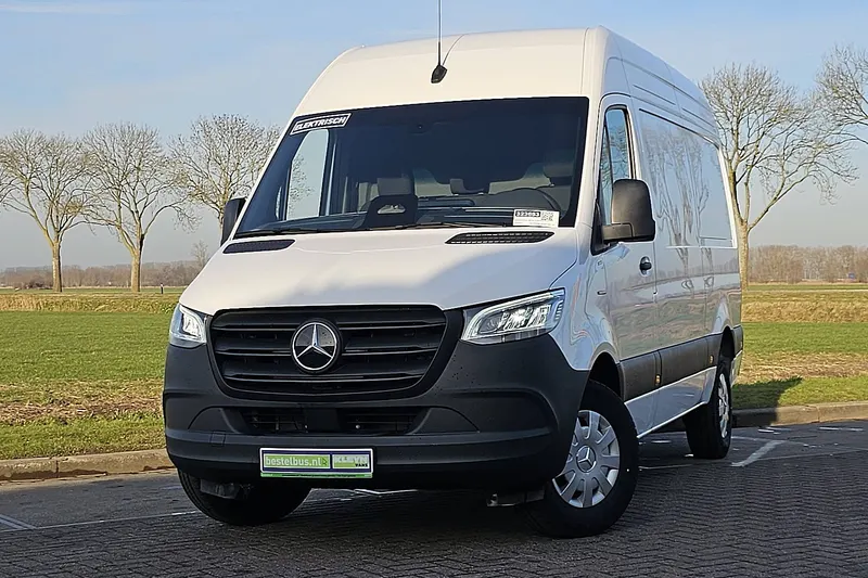 Mercedes-Benz eSprinter (2026)