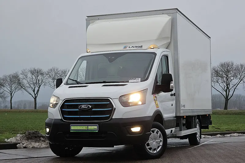 Ford E-Transit (2025)