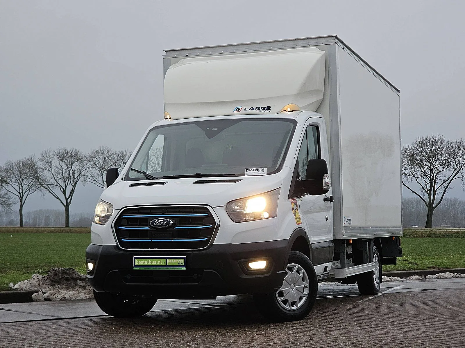 Ford E-Transit (2025) — foto 1