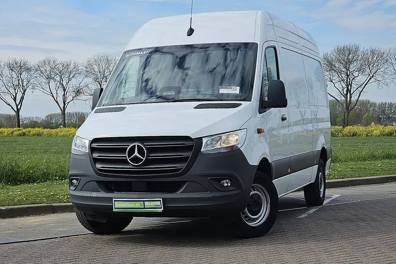 Mercedes-Benz Sprinter (2024)
