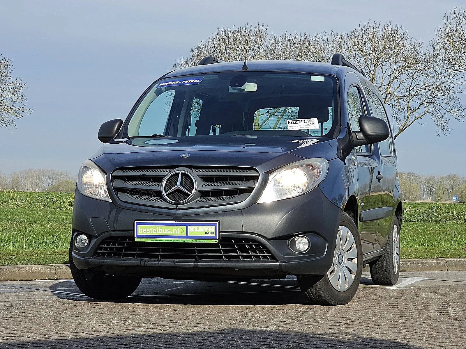 Mercedes-Benz Citan (2016) — foto 1