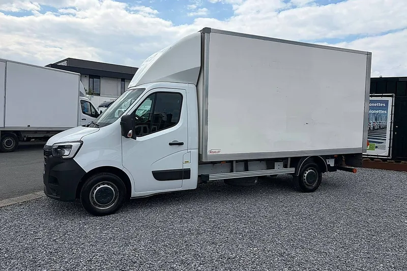 Renault Master (2023)