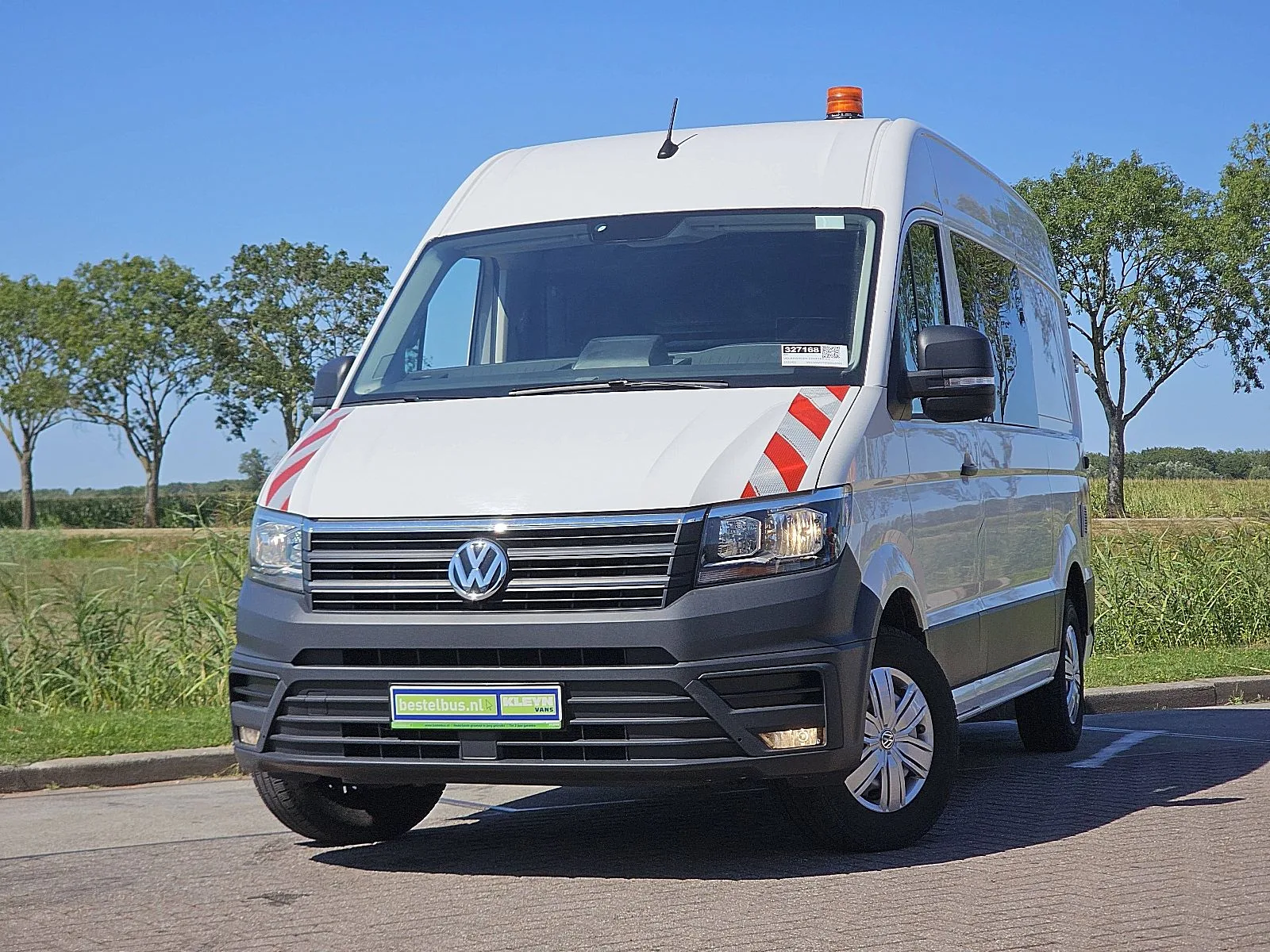 Volkswagen Crafter (2022) — foto 1