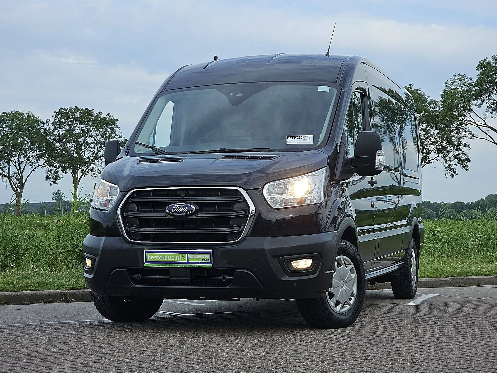 Ford Transit (2022) — foto 1