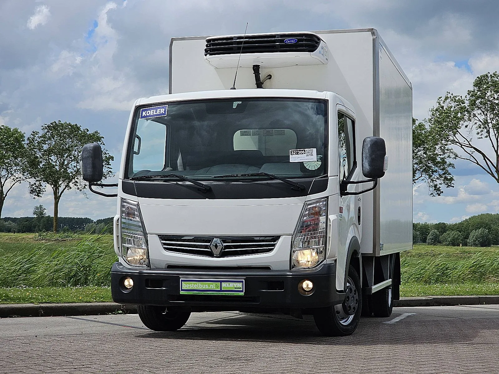 Renault Maxity (2015) — foto 1