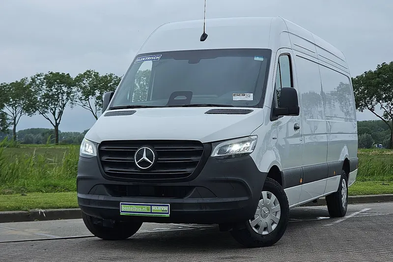 Mercedes-Benz eSprinter (2026)