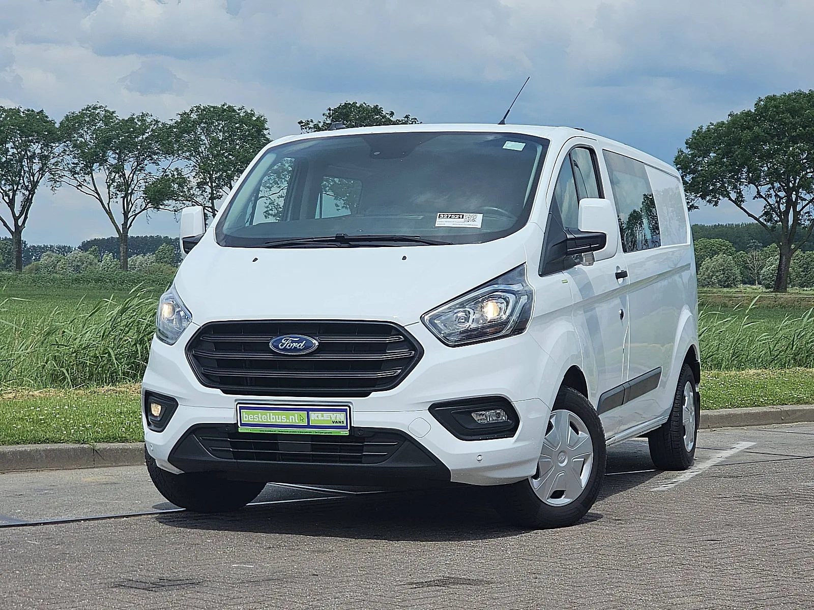 Ford Transit (2022) — foto 1