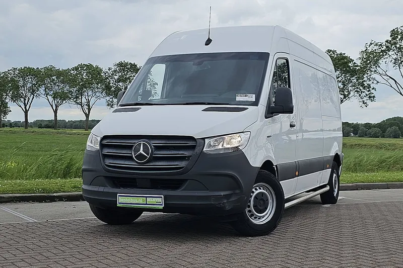 Mercedes-Benz eSprinter (2021)
