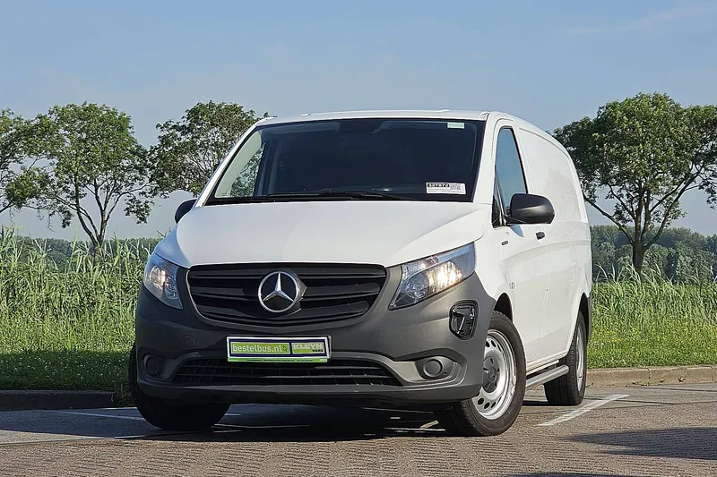 Mercedes-Benz eVito (2022)