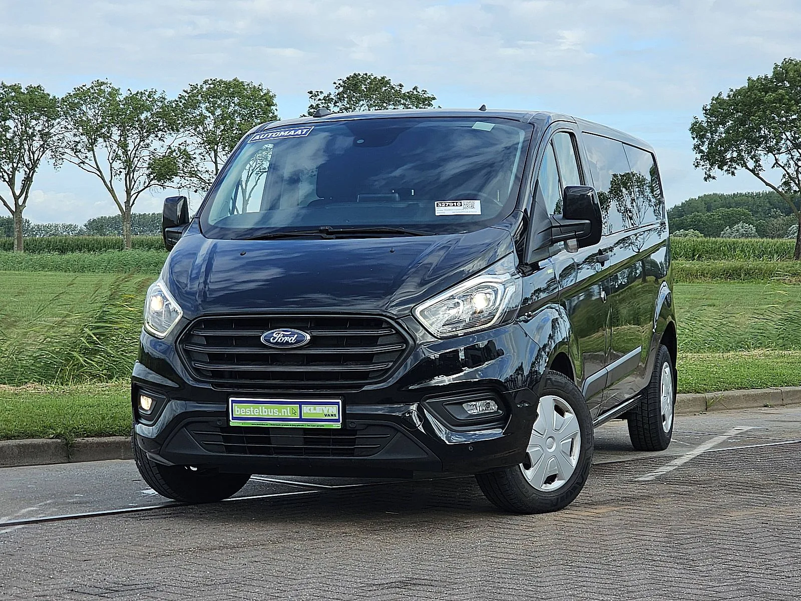Ford Transit (2021) — foto 1