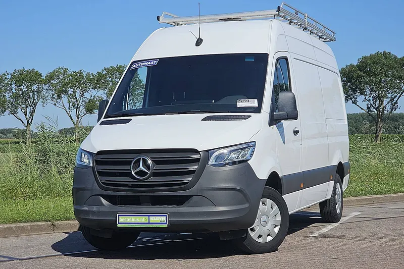Mercedes-Benz Sprinter (2024)