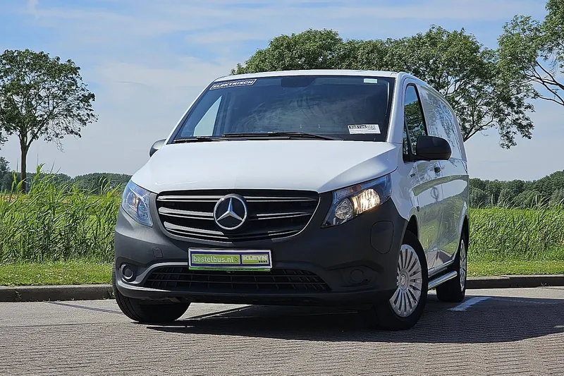 Mercedes-Benz eVito (2022)
