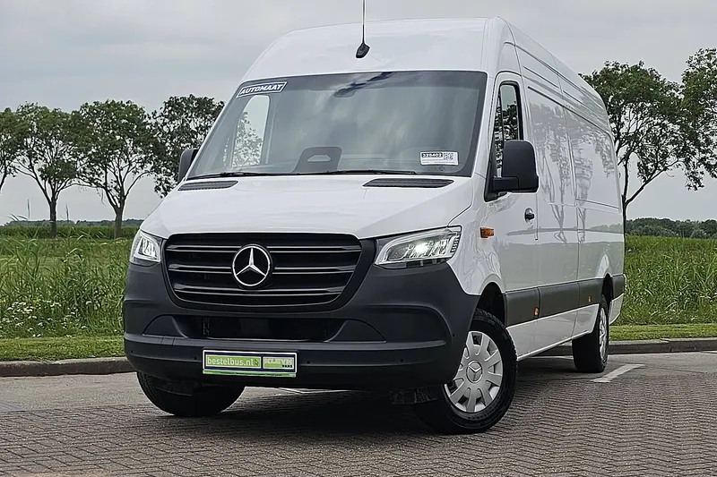 Mercedes-Benz Sprinter (2024)