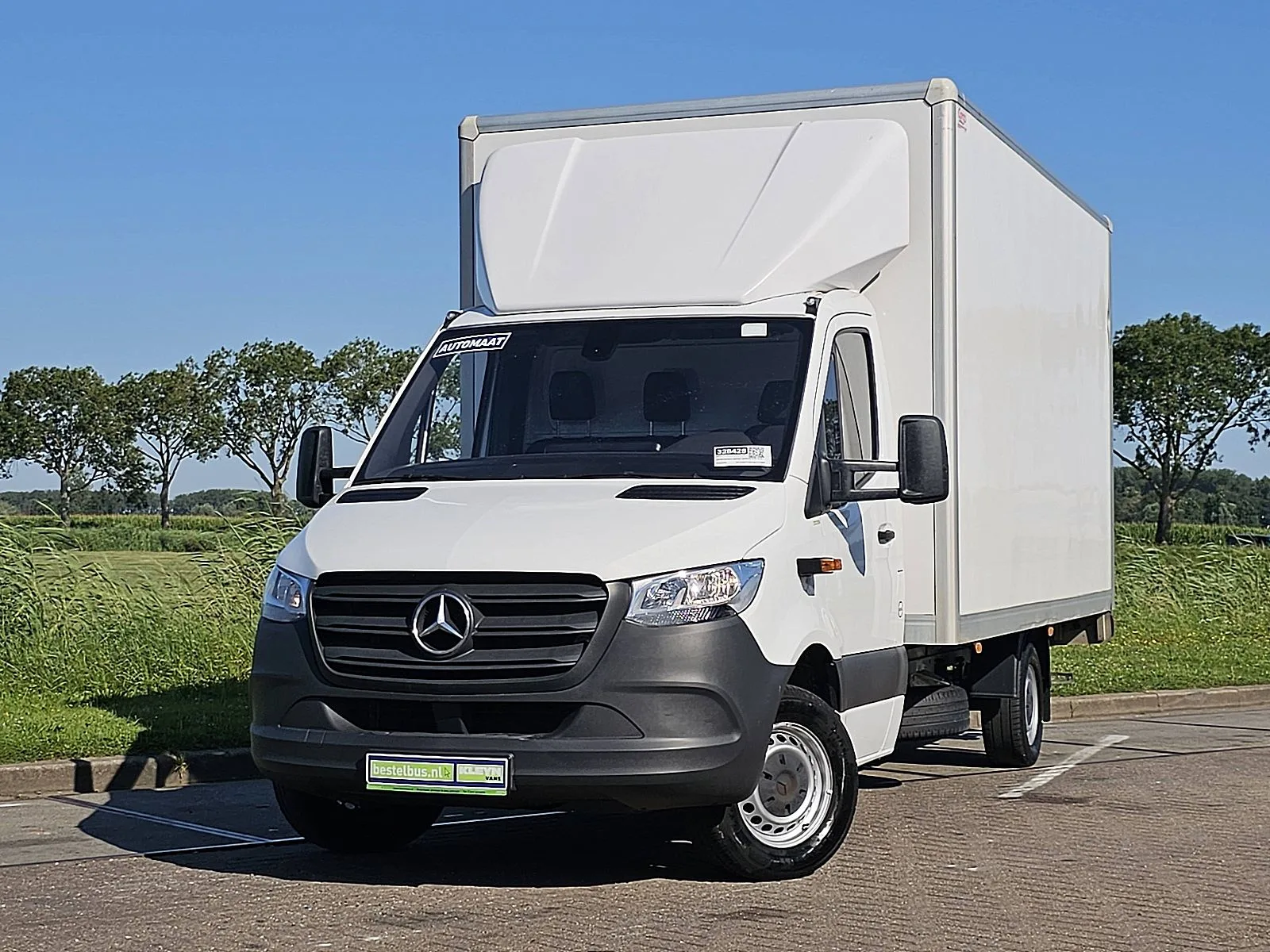 Mercedes-Benz Sprinter (2022) — foto 1
