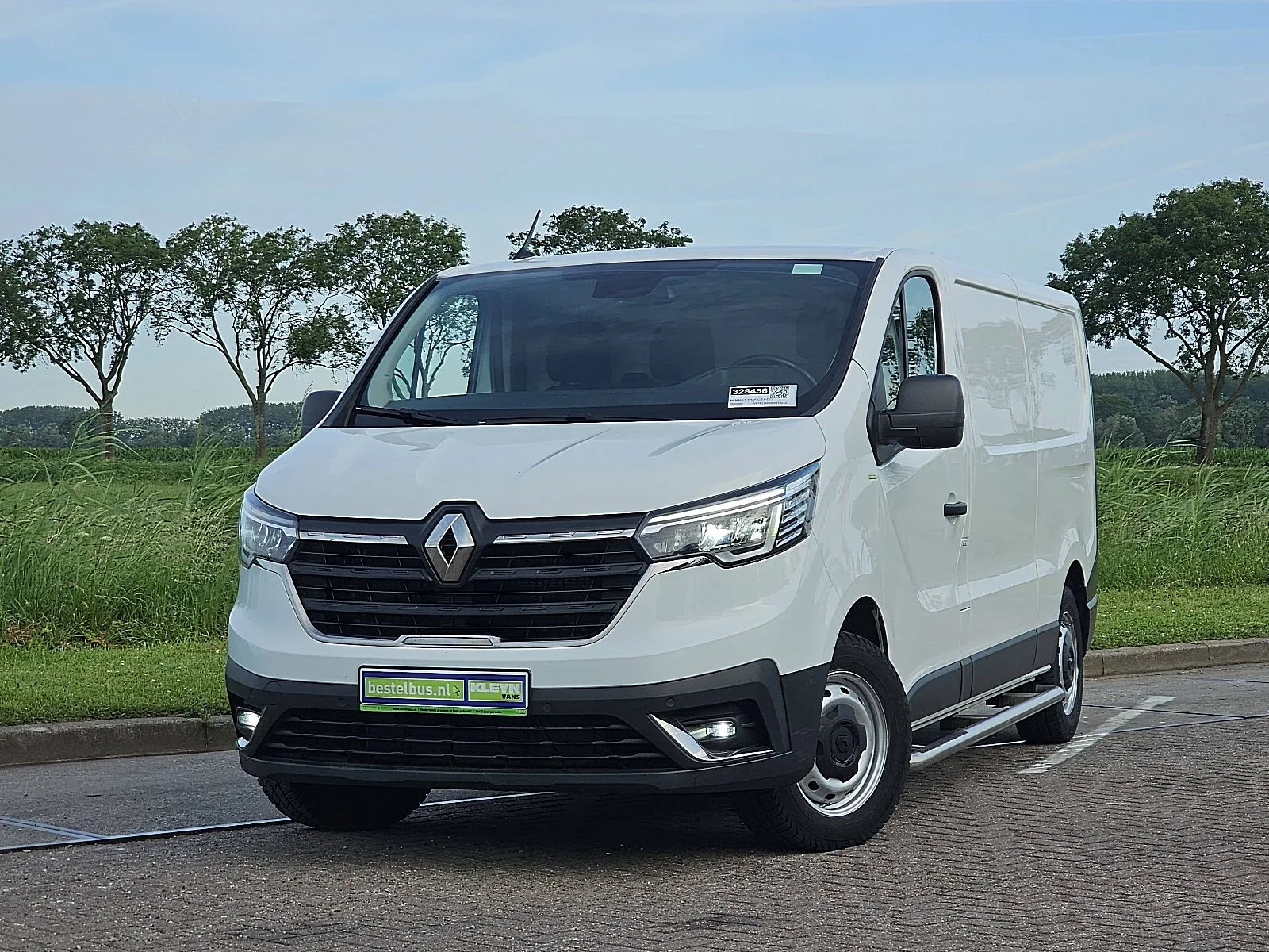 Renault Trafic (2022) — foto 1