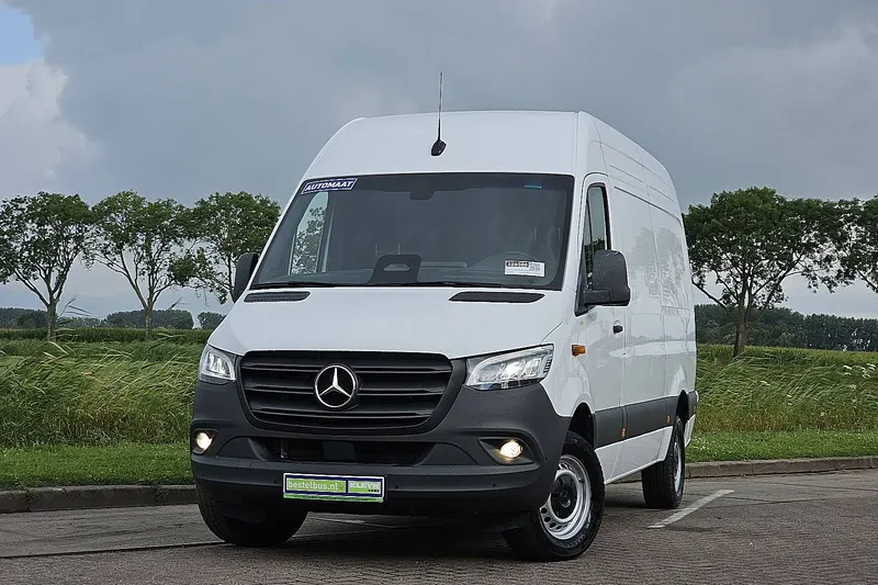 Mercedes-Benz Sprinter (2024)