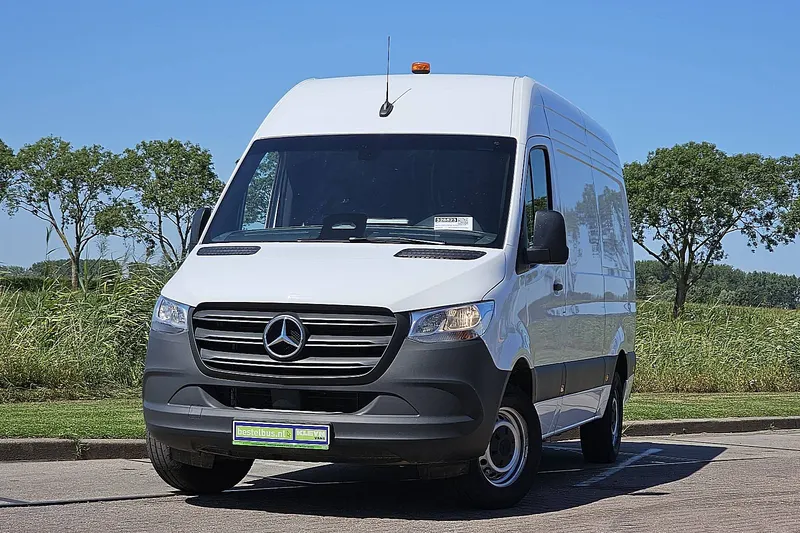 Mercedes-Benz Sprinter (2024)