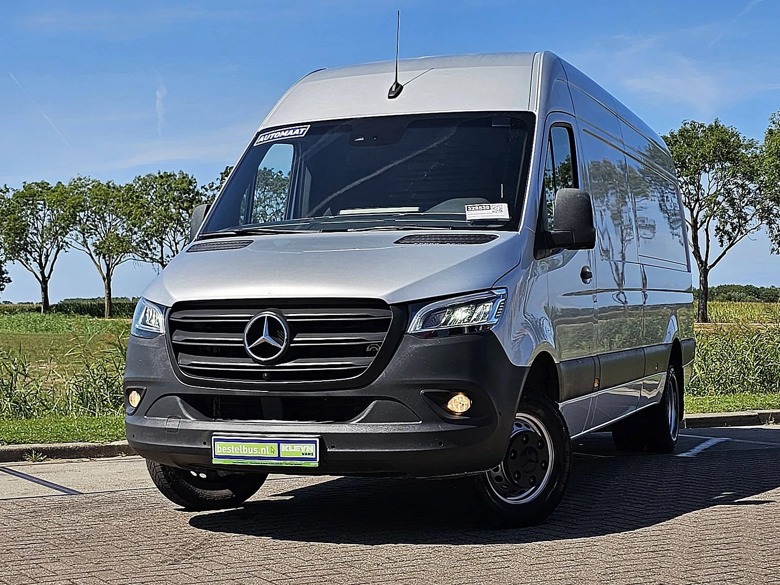 Mercedes-Benz Sprinter (2022) — foto 1