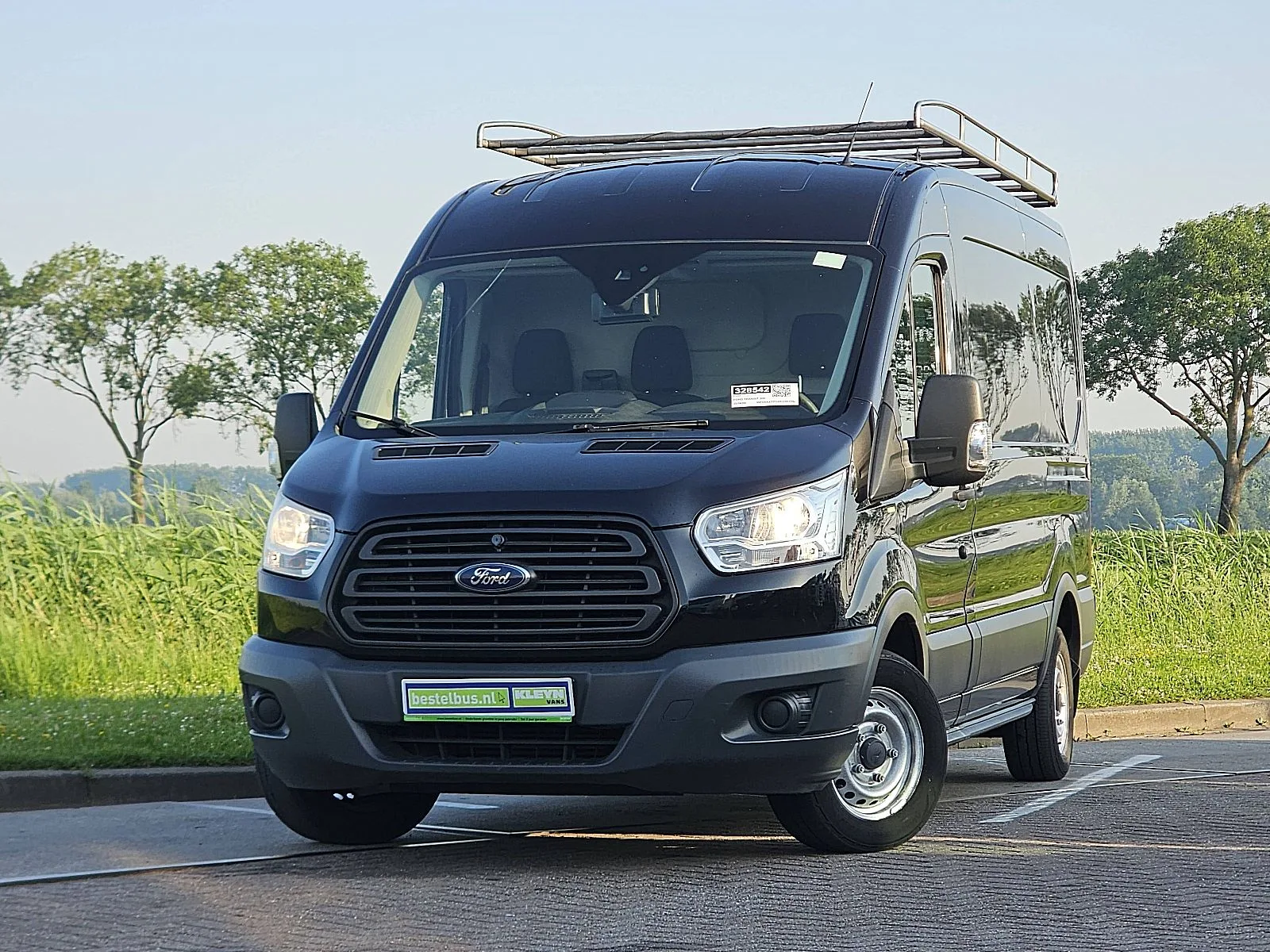 Ford Transit (2014) — foto 1