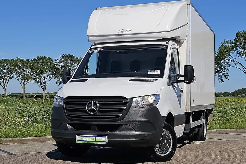 Mercedes-Benz Sprinter (2023)