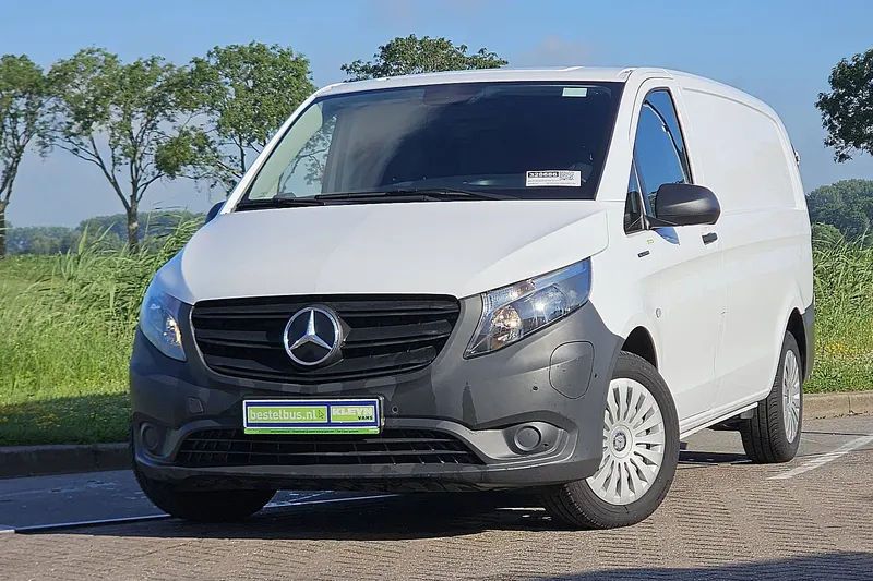 Mercedes-Benz eVito (2024)