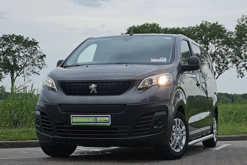 Peugeot e-Expert (2022)