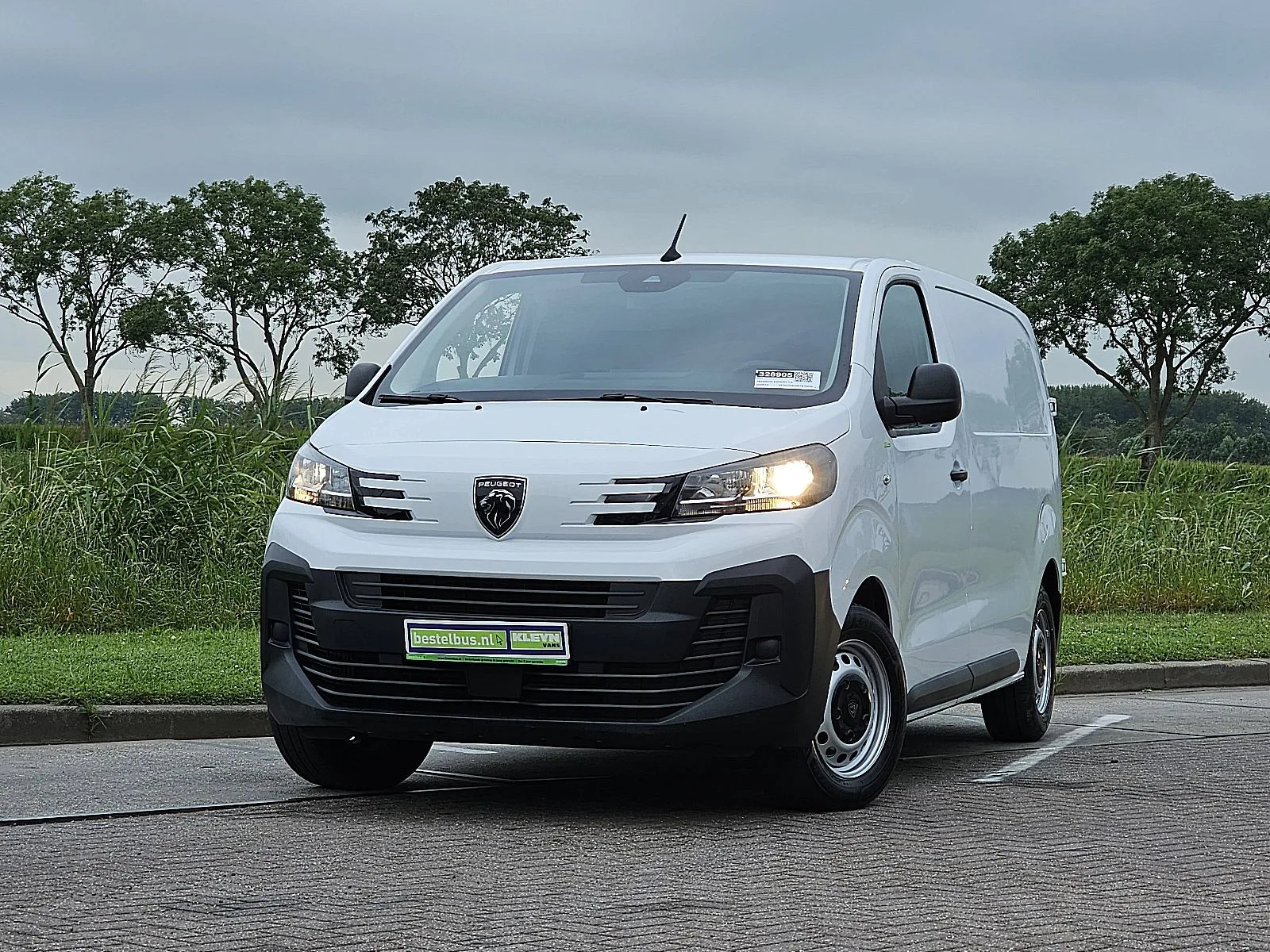 Peugeot Expert (2024) — foto 1