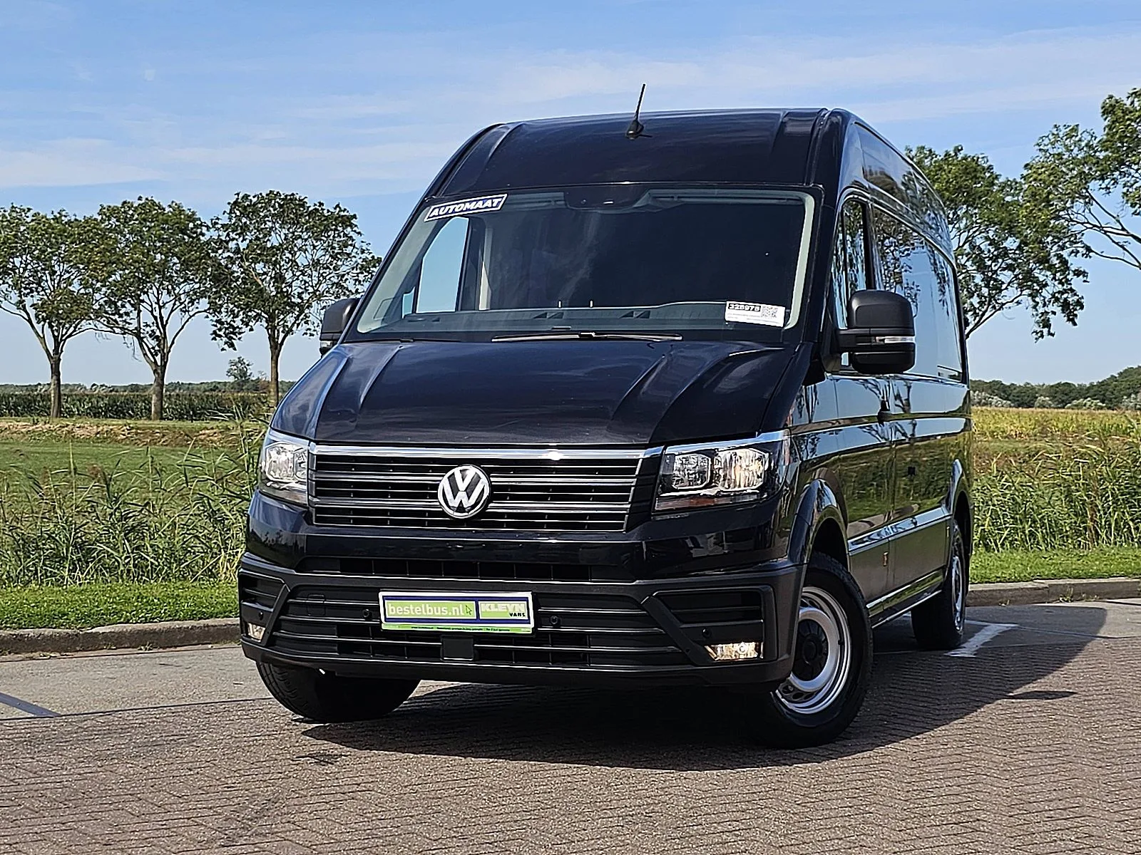 Volkswagen Crafter (2021) — foto 1