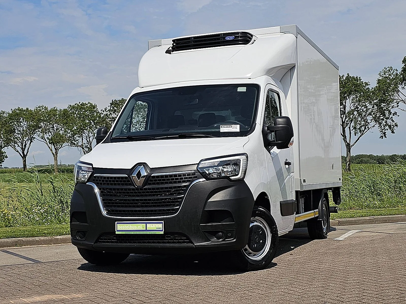 Renault Master (2023) — foto 1