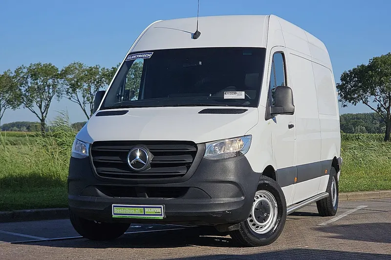 Mercedes-Benz eSprinter (2021)
