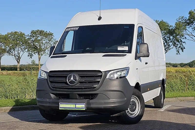 Mercedes-Benz eSprinter (2024)