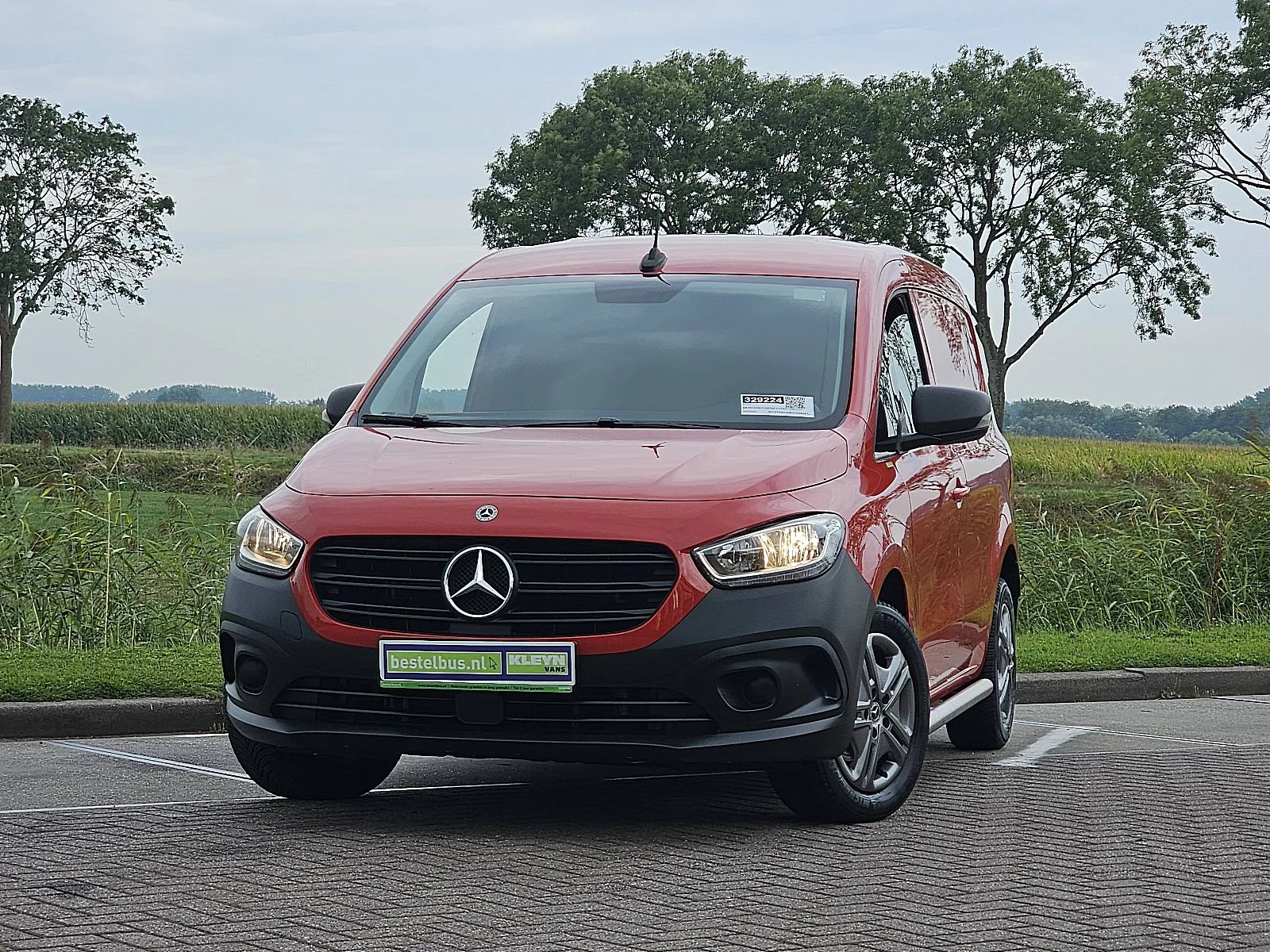 Mercedes-Benz Citan (2023) — foto 1