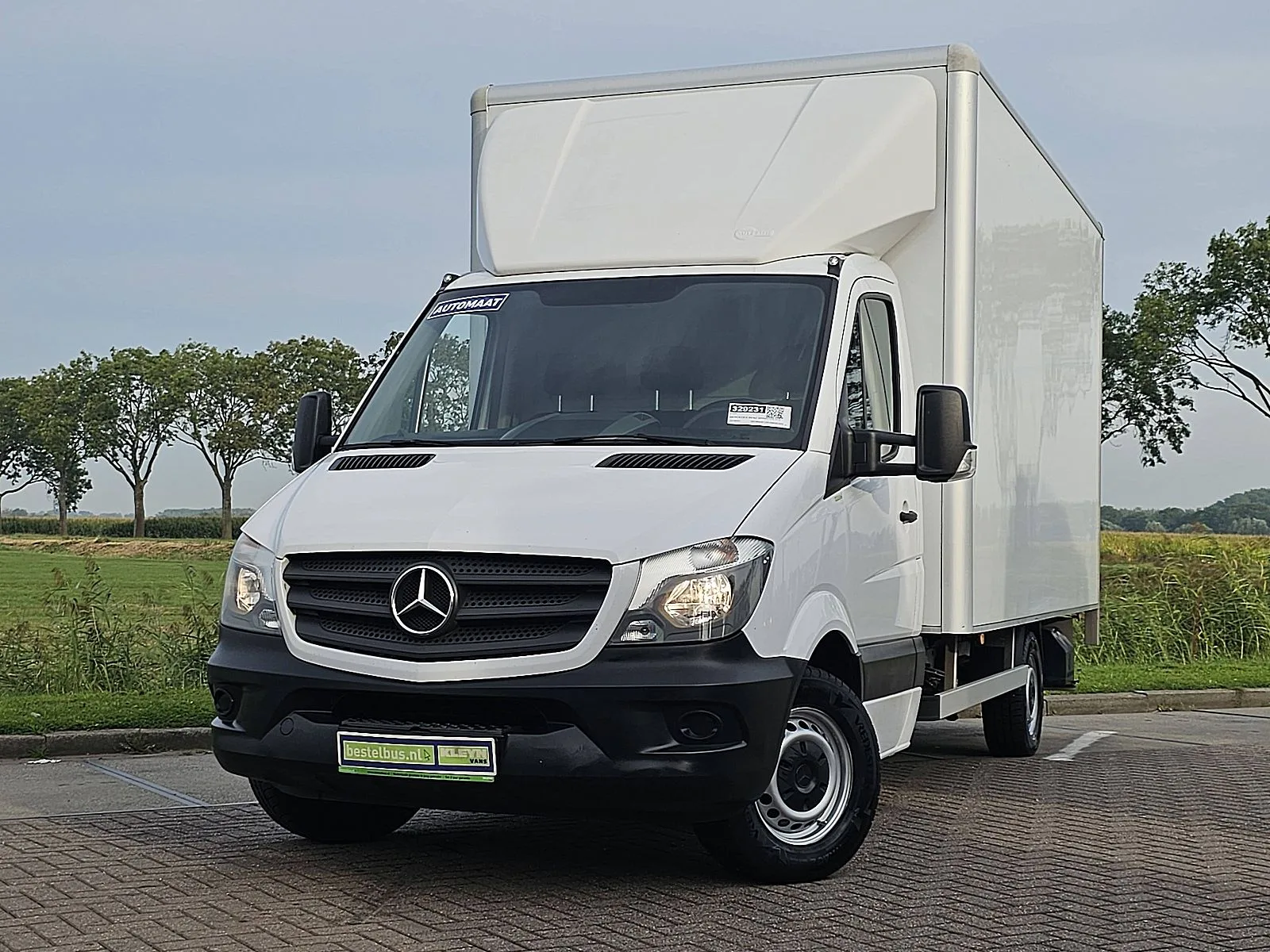 Mercedes-Benz Sprinter (2016) — foto 1