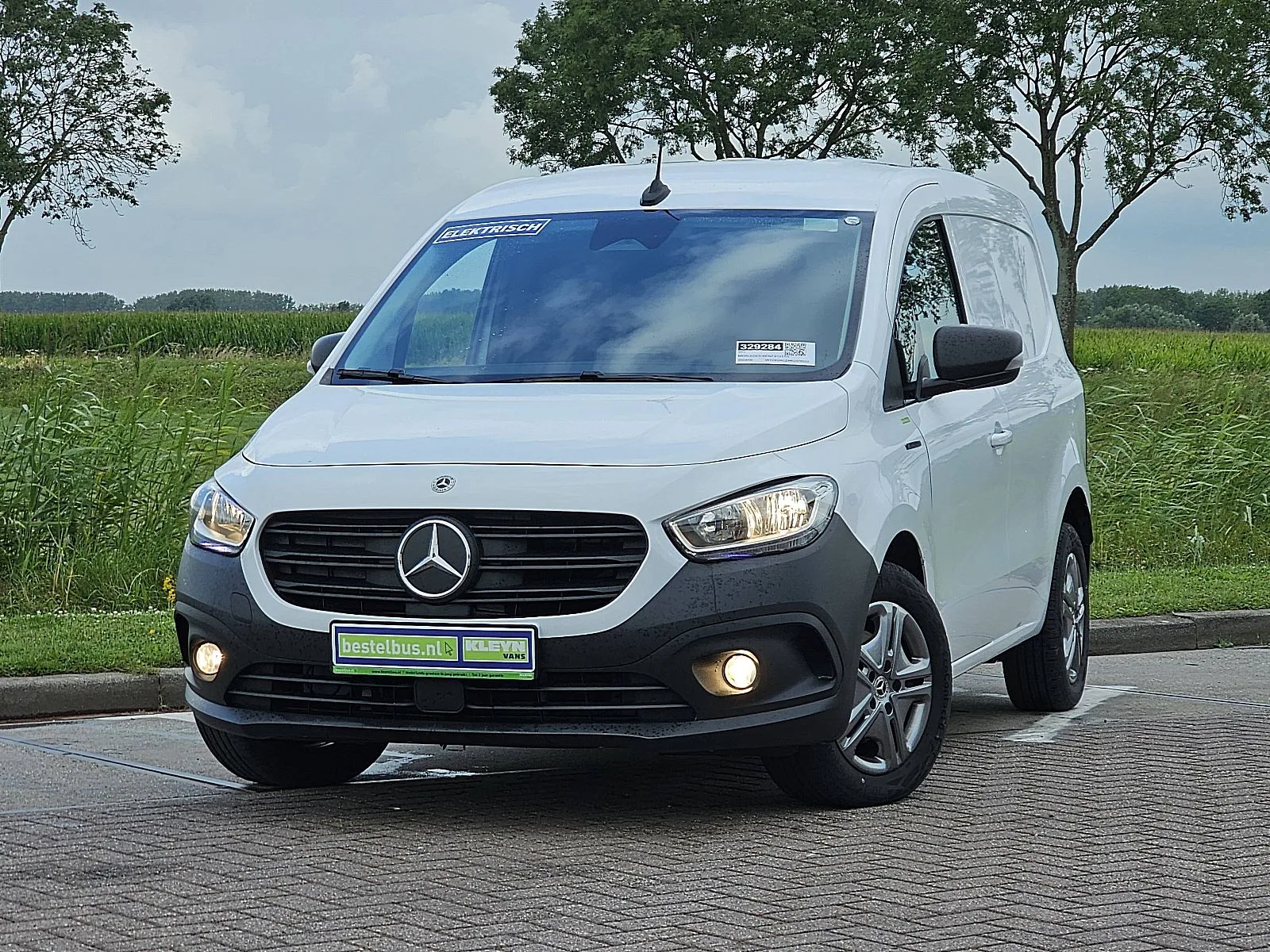 Mercedes-Benz eCitan (2024) — foto 1