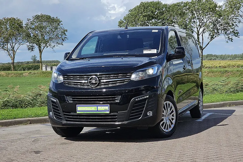 Opel Vivaro (2023)