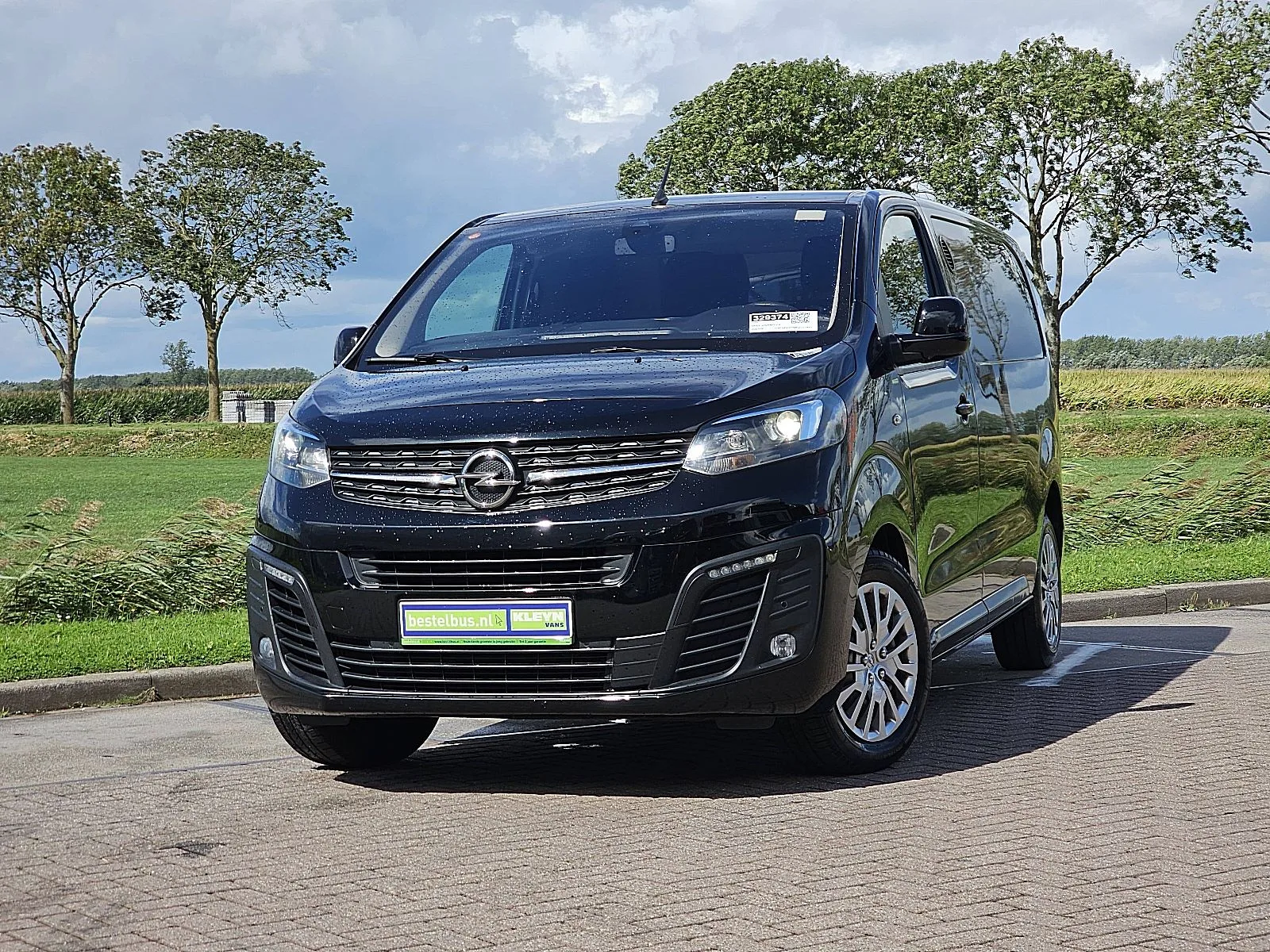Opel Vivaro (2023) — foto 1