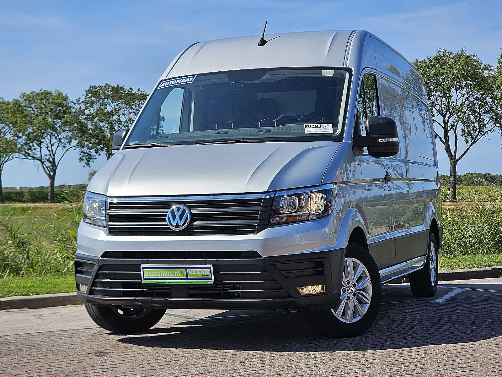 Volkswagen Crafter (2023) — foto 1