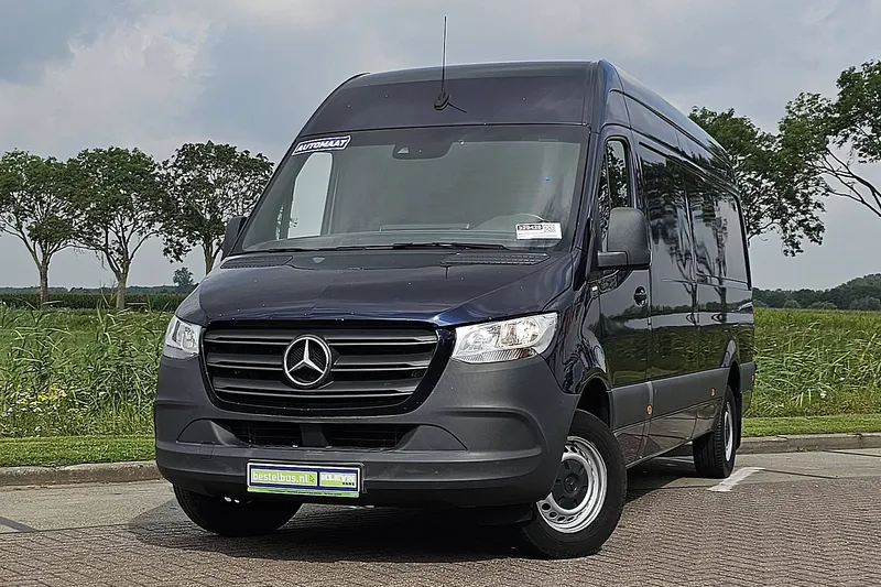 Mercedes-Benz Sprinter (2024)