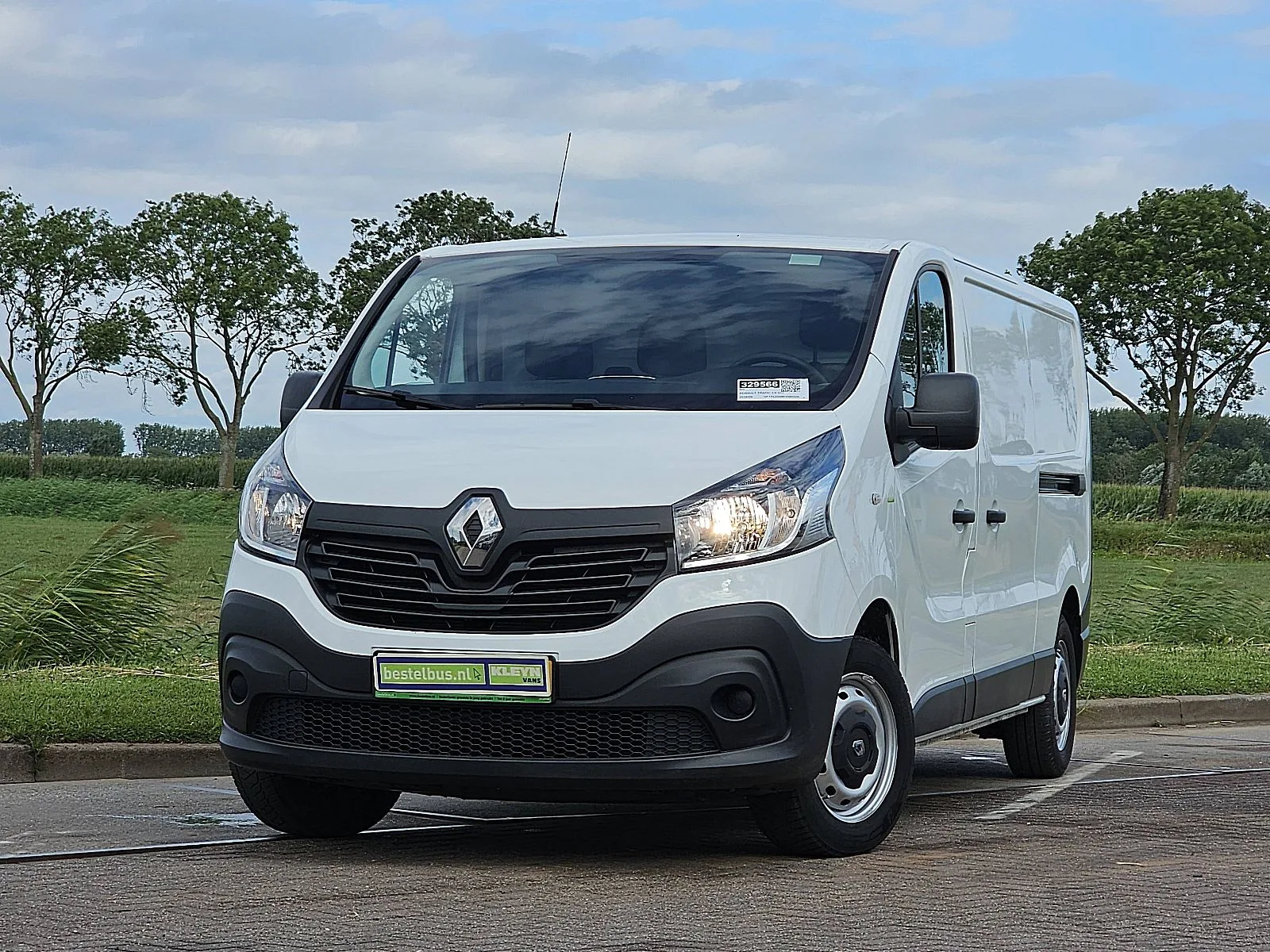 Renault Trafic (2018) — foto 1