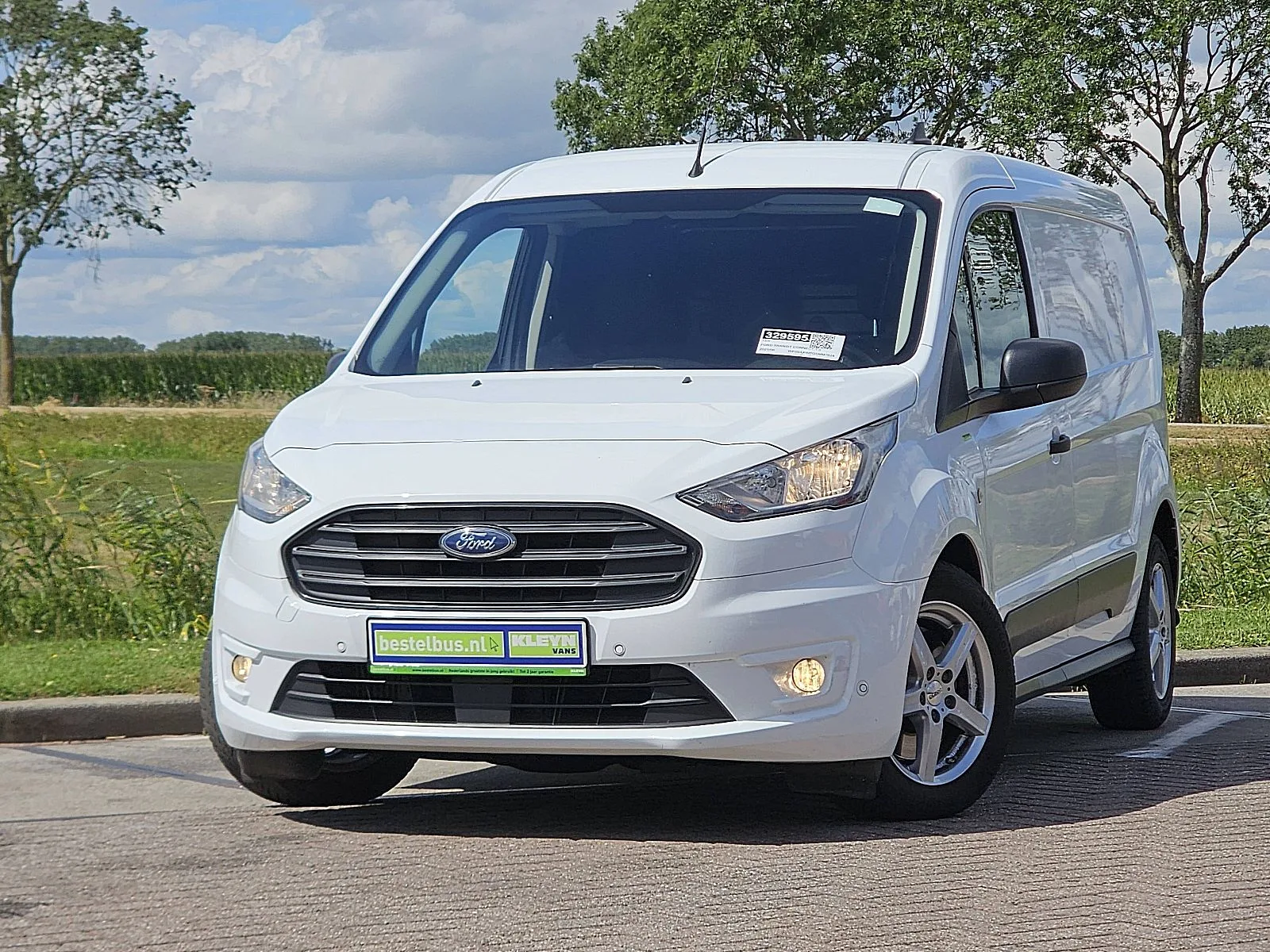 Ford Transit (2021) — foto 1